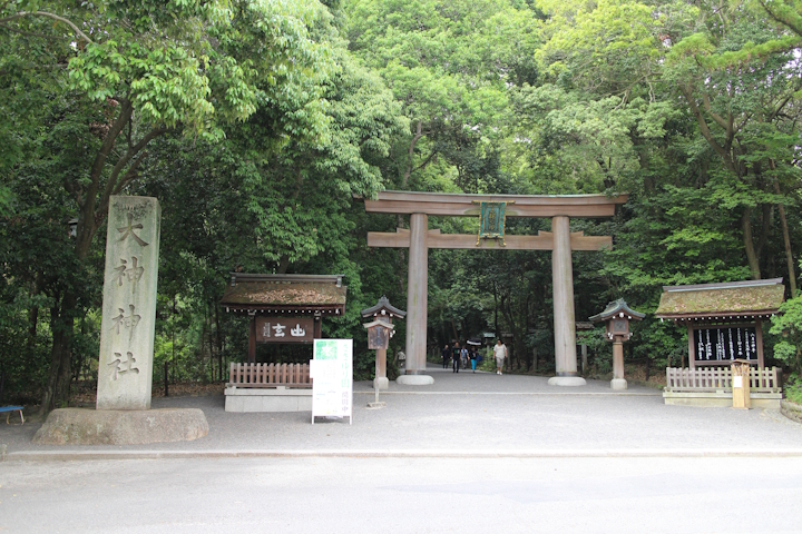 大神神社